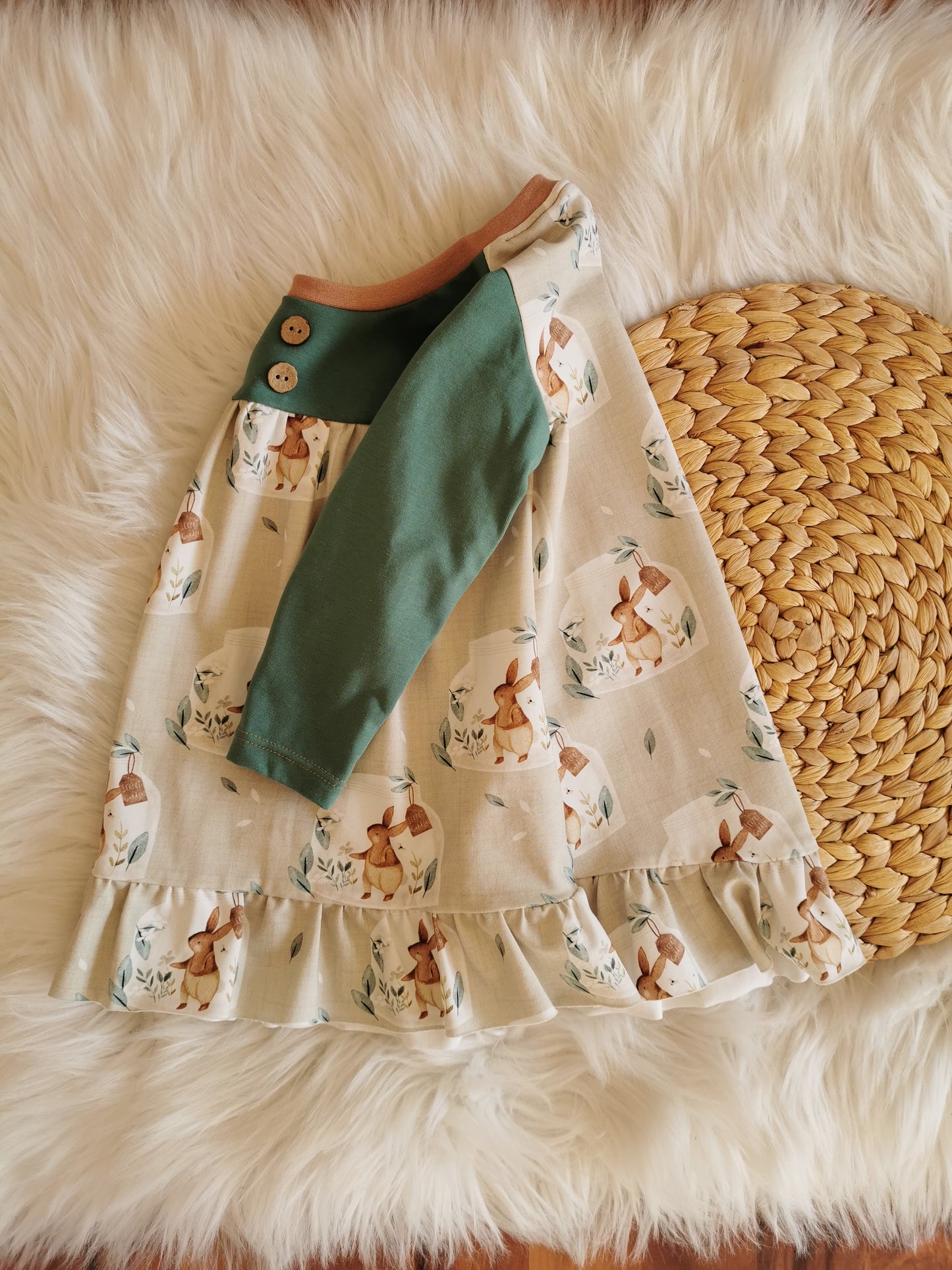 Rüschenshirt mit Volant Hase Gr. 86 (12-18 Monate)