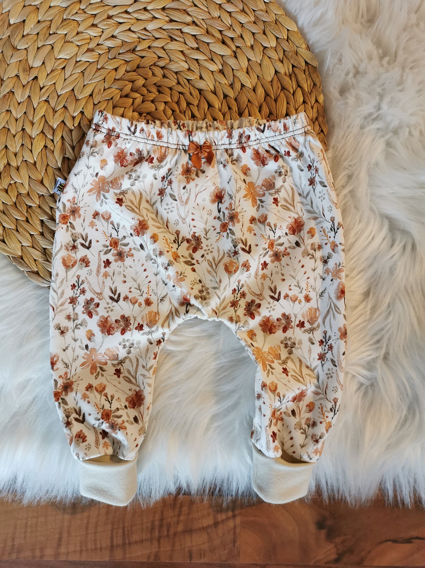 Pumphose Wasserblumen ocker Gr. 74 (7-9 Monate)