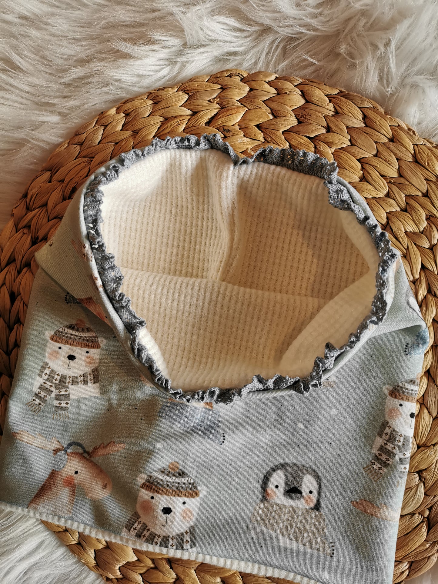 Loopschal Winterfreunde mint mit Spitzenborte (2-5 Jahre)