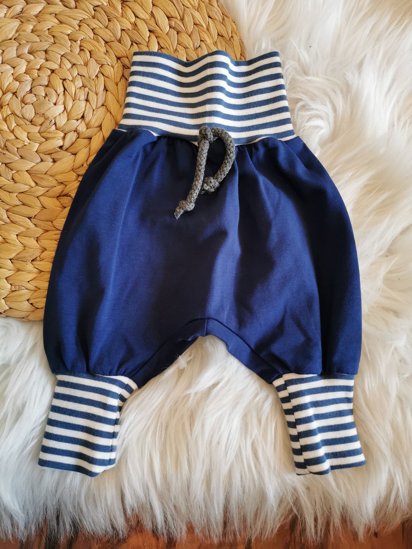 Pumphose blau Gr. 50-56 (0-2 Monate)